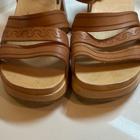 Swedish Hasbeens Tan Leather Mules - Picture 13 of 14